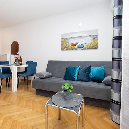 ספליט Apartment Paolo By The Beach Znjan מראה חיצוני תמונה