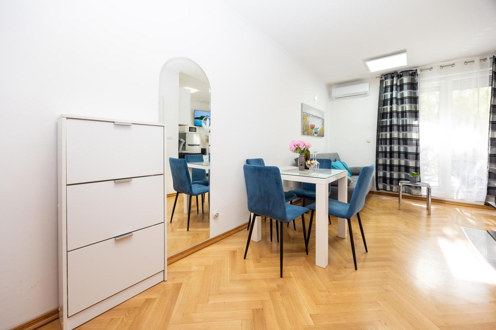 ספליט Apartment Paolo By The Beach Znjan מראה חיצוני תמונה