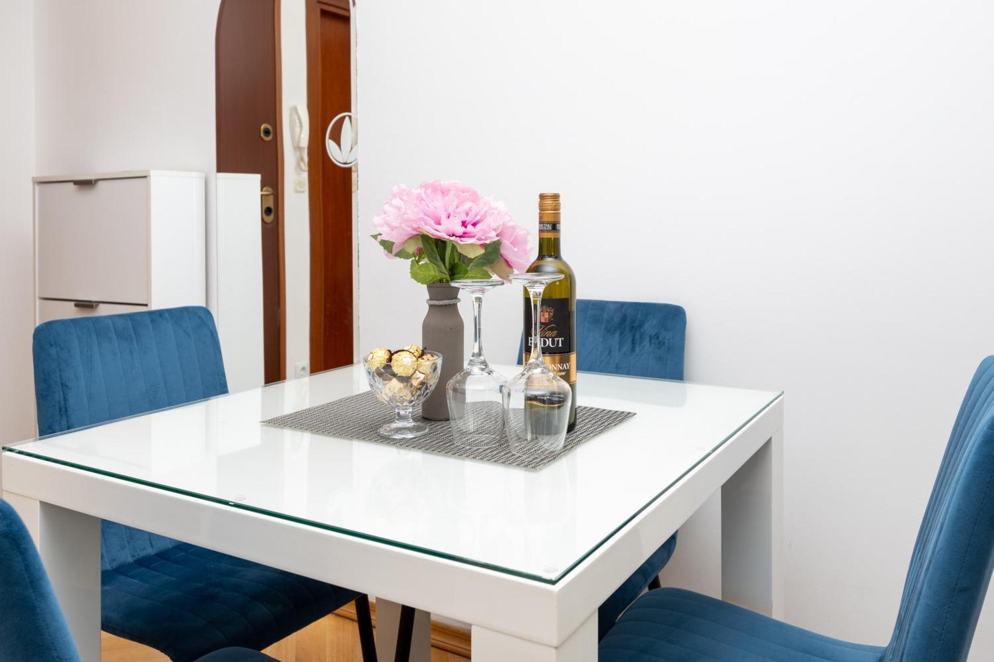 ספליט Apartment Paolo By The Beach Znjan מראה חיצוני תמונה