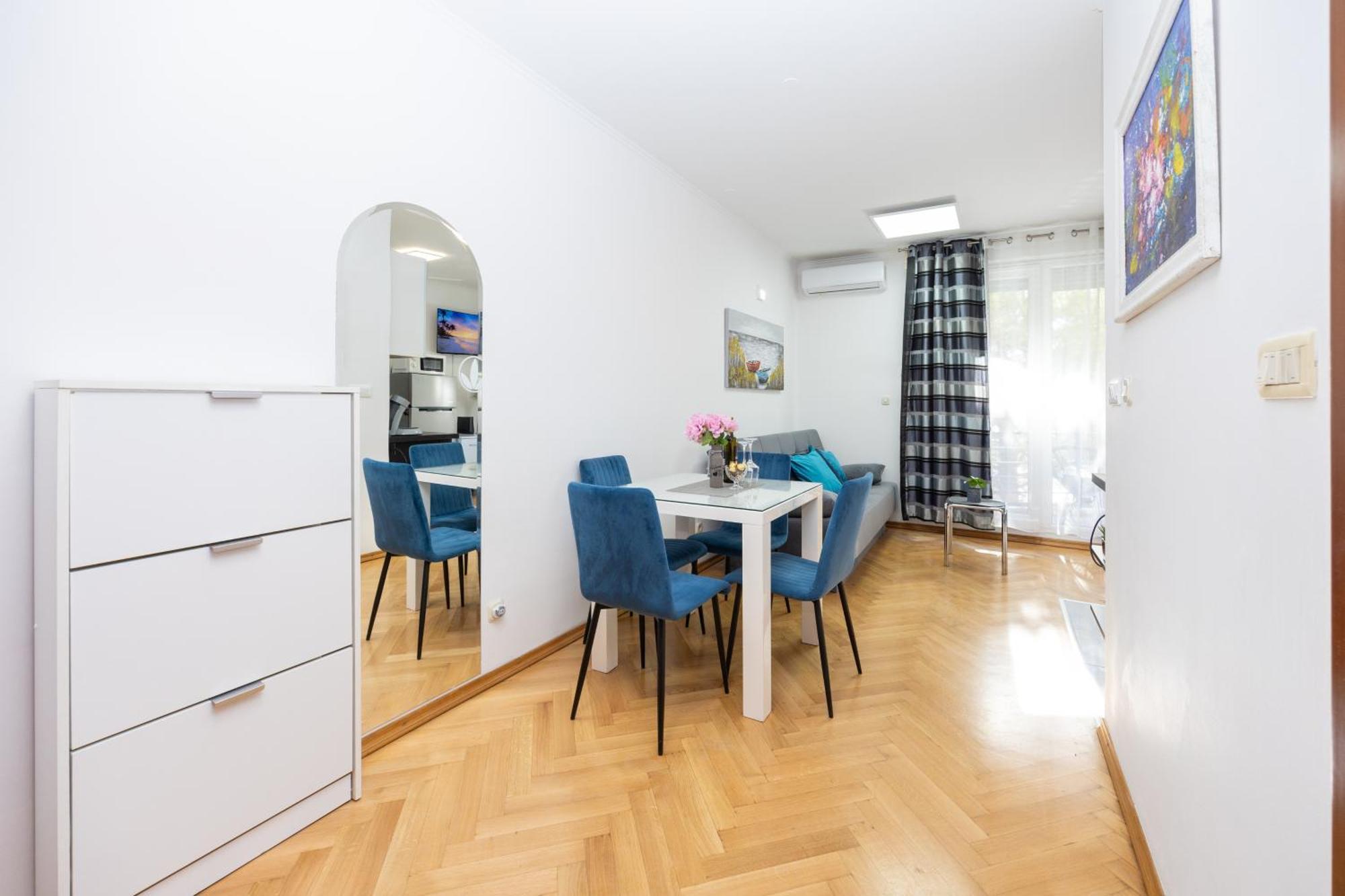 ספליט Apartment Paolo By The Beach Znjan מראה חיצוני תמונה