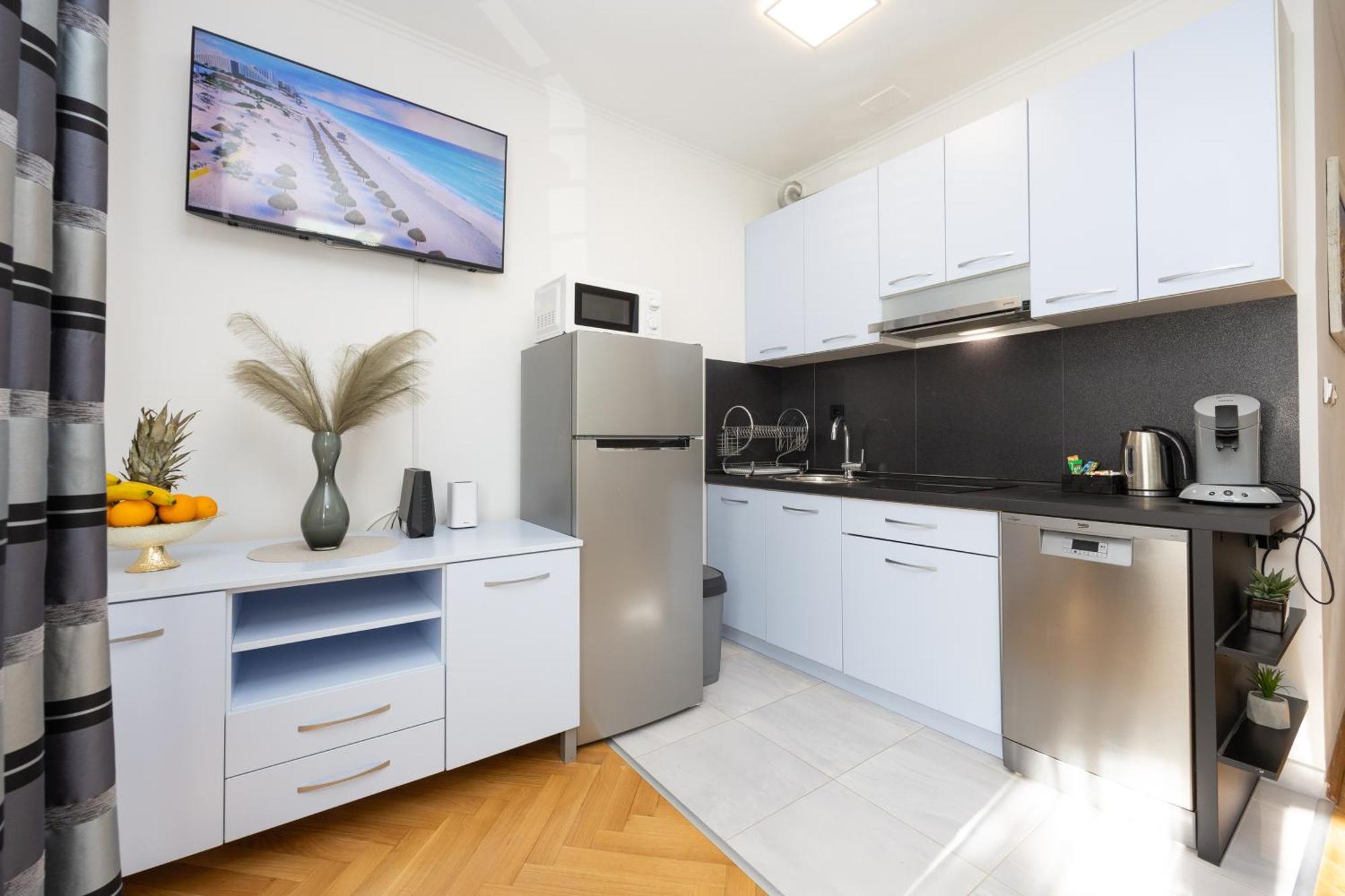 ספליט Apartment Paolo By The Beach Znjan מראה חיצוני תמונה