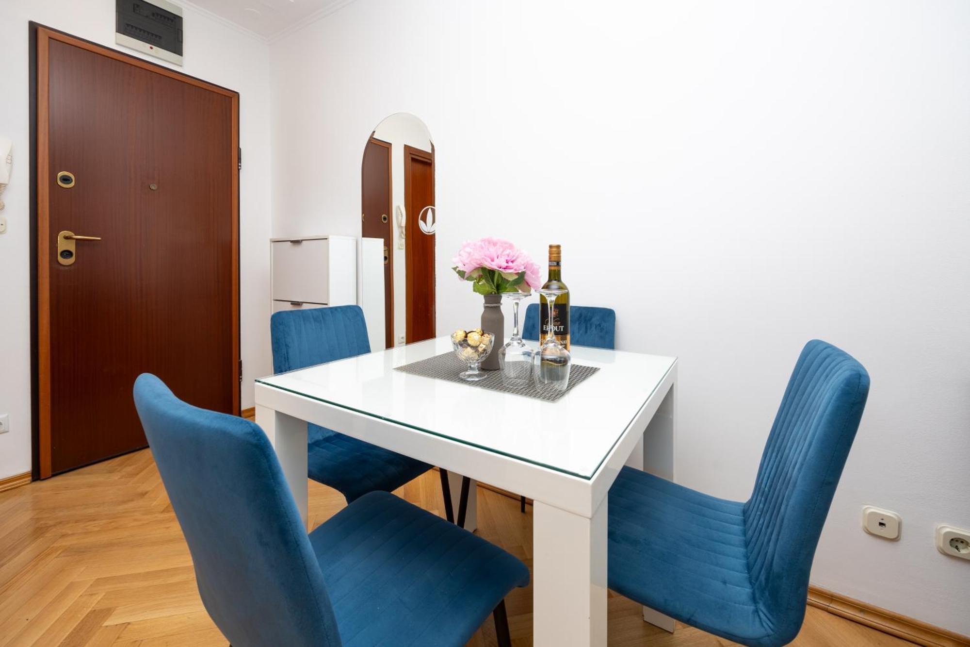 ספליט Apartment Paolo By The Beach Znjan מראה חיצוני תמונה