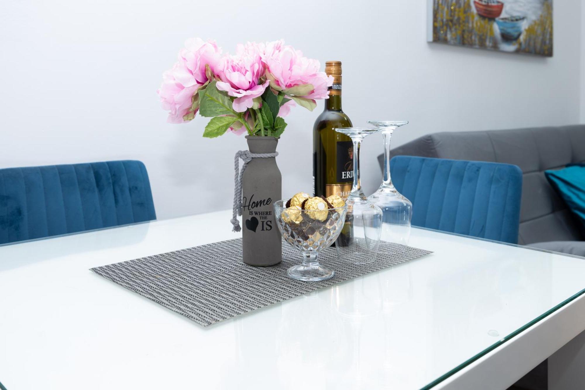 ספליט Apartment Paolo By The Beach Znjan מראה חיצוני תמונה